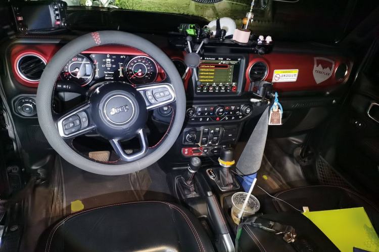 Used Jeep Wrangler 2019 2.0T Rubicon Four-Door Version China VI Emission Standard
