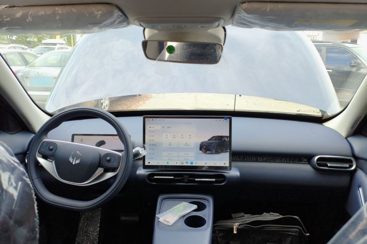 Used Leapmotor Zero Run A10 2026 Model 505 LiDAR Edition Center Console