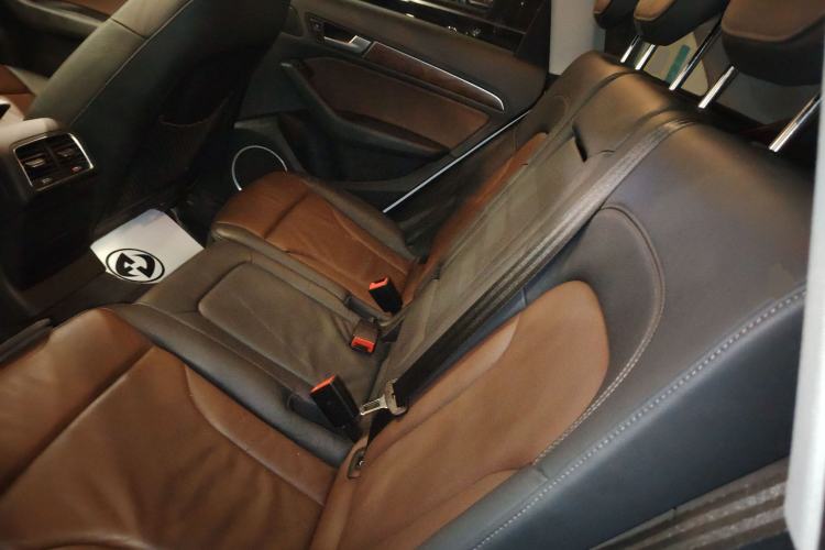 Used Audi Q5 2016 40 TFSI Comfort Model Left Rear Seat