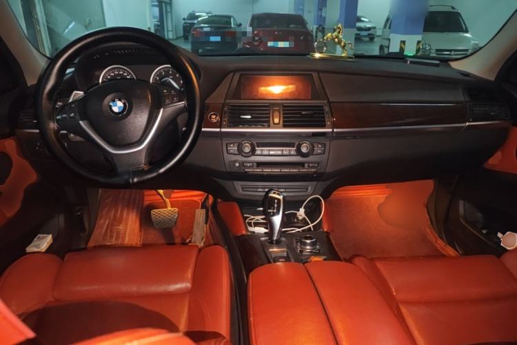 Used BMW X6 2012 xDrive35i Center Console