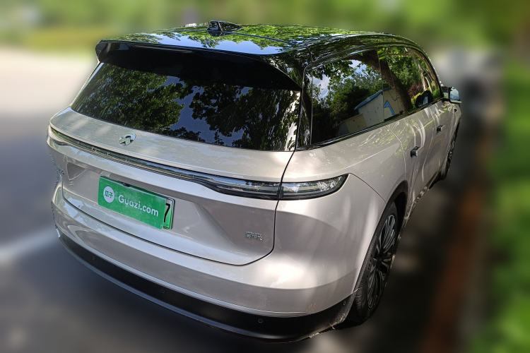 Used Nio ES8 2024 75 kWh Rear Right 45 Deg