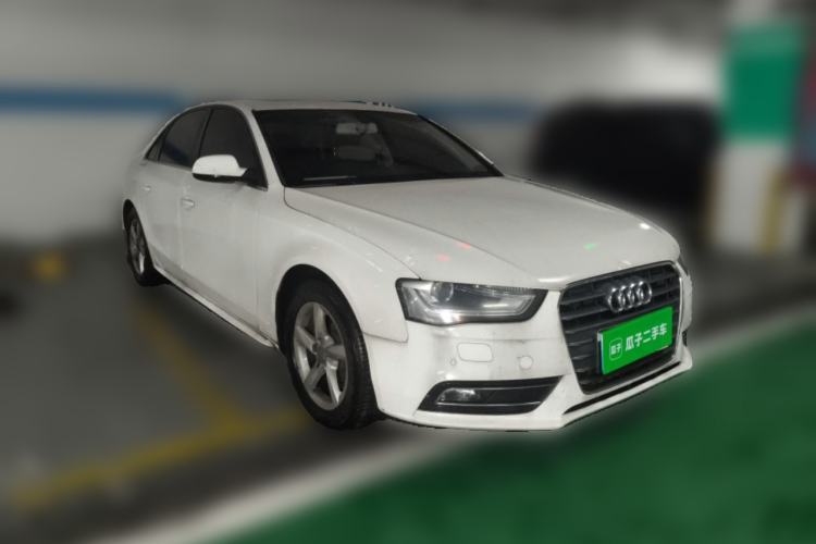 Used Audi A4L 2013 35 TFSI Automatic Standard Model Front Right 45 Deg