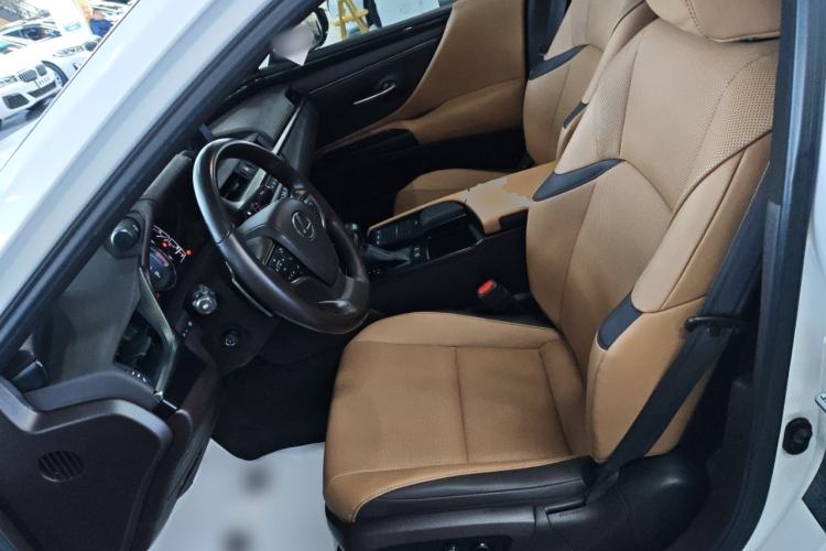 Used Lexus ES 2020 200 Excellence Edition