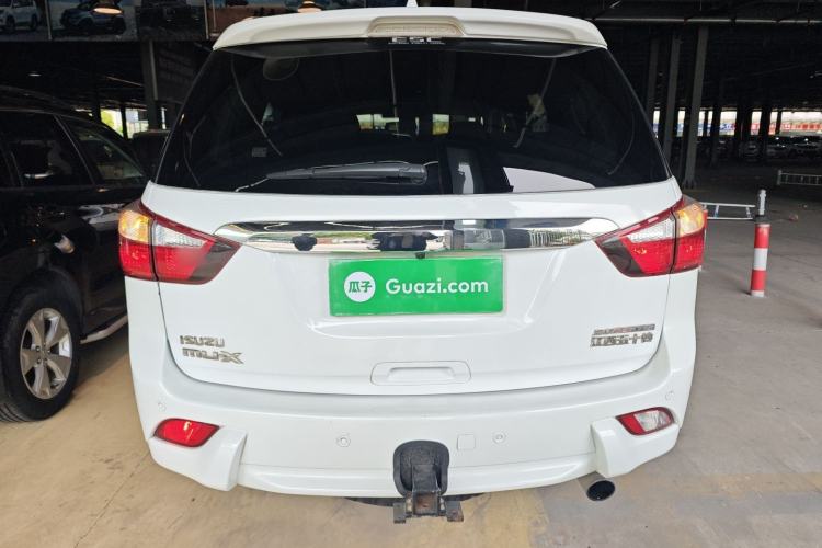 Used Isuzu mu-X 2015 3.0T 4x4 Automatic Luxury 7-Seater