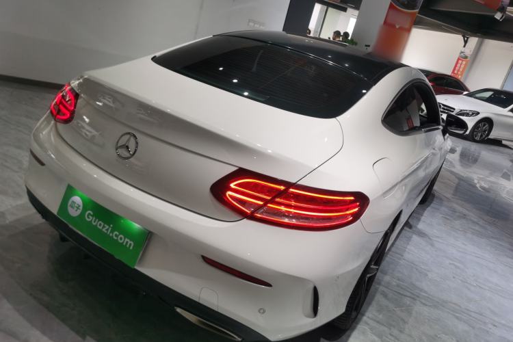 Used Mercedes-Benz C-Class 2017 Facelift C 200 Coupe