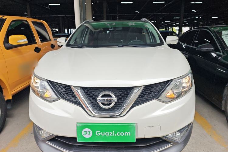 Used Nissan Qashqai 2016 2.0L CVT Luxury Edition Front