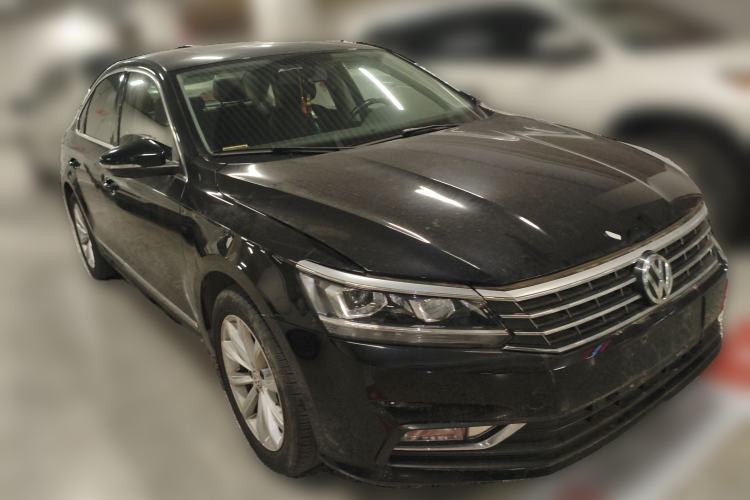 Used Volkswagen Passat 2017 330TSI DSG Luxury Edition
