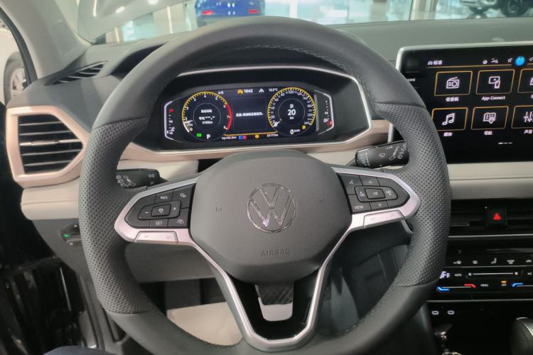 Used Volkswagen Tharu 2024 300TSI Two-Wheel-Drive Full Moon Edition Steering Wheel