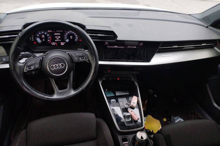 Used Audi A3 2021 Sportback 35 TFSI Advanced Sport Edition Center Console