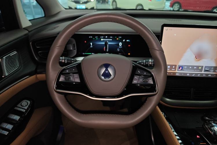 Used Denza D9 2022 DM-i 970 Four-Wheel Drive Prestige Model Steering Wheel