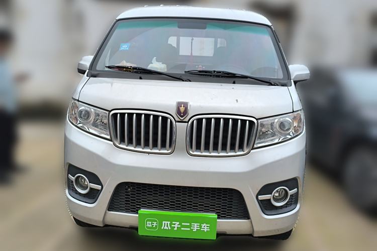 Used Jinbei T3 2022 1.5L China VI Dual-Cab Deluxe Version SWC15M Front