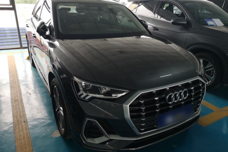 Used Audi Q3 2022 40 TFSI Fashion Dynamic Model
