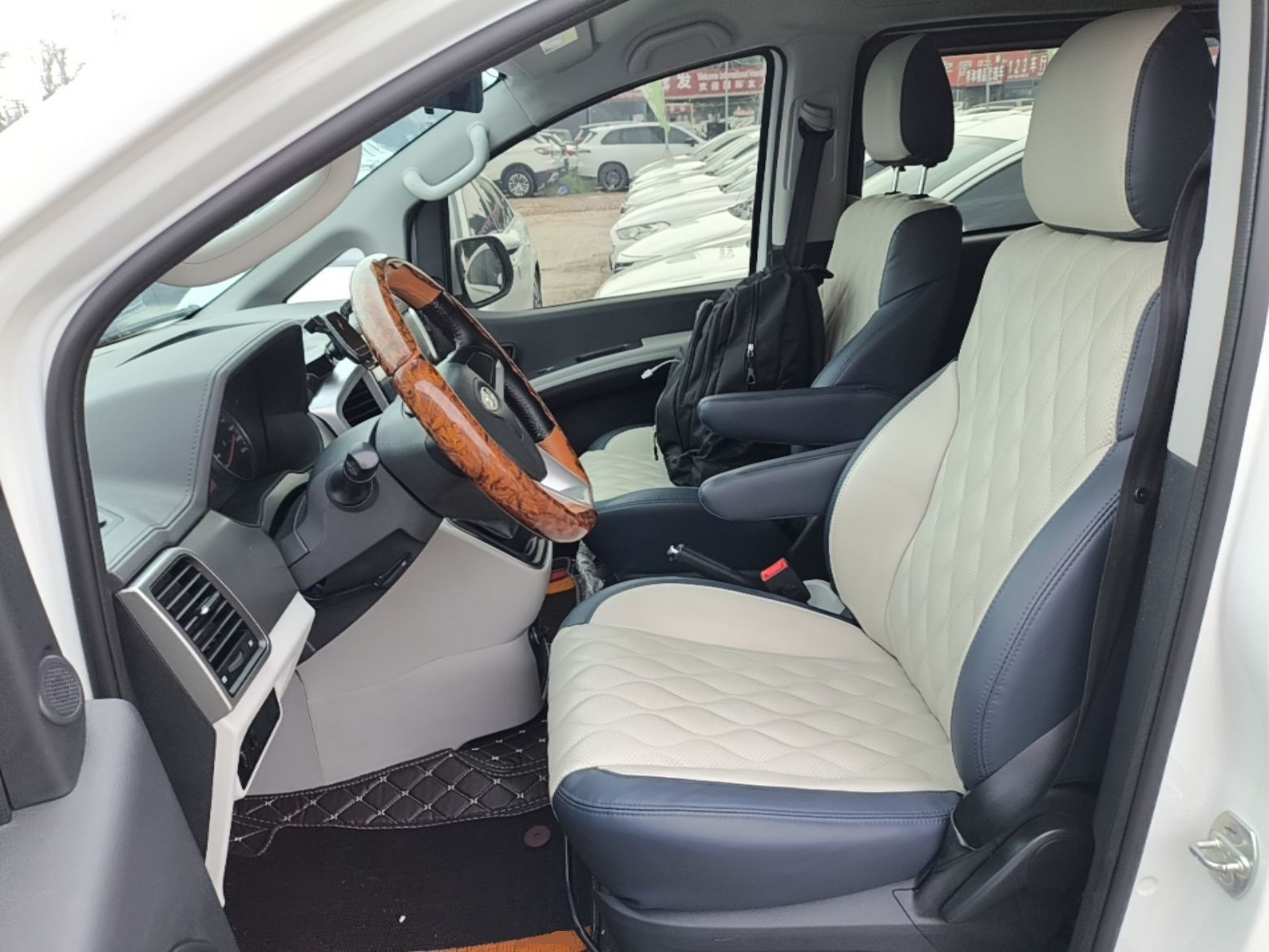 Avant de la voiture