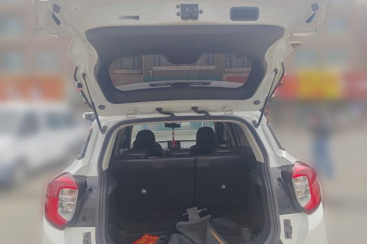 Used BAIC Changhe Q35 2016 1.5L Automatic Smart Edition Trunk