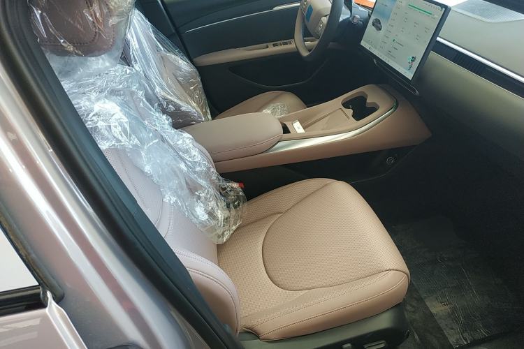 Used XPeng MONA M03 2025 502 Long-Range Max Right Front Seat