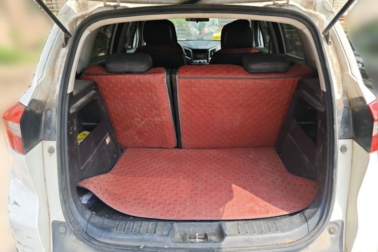 Used CHANGAN CS15 2016 1.5L Automatic Fashion Edition Trunk