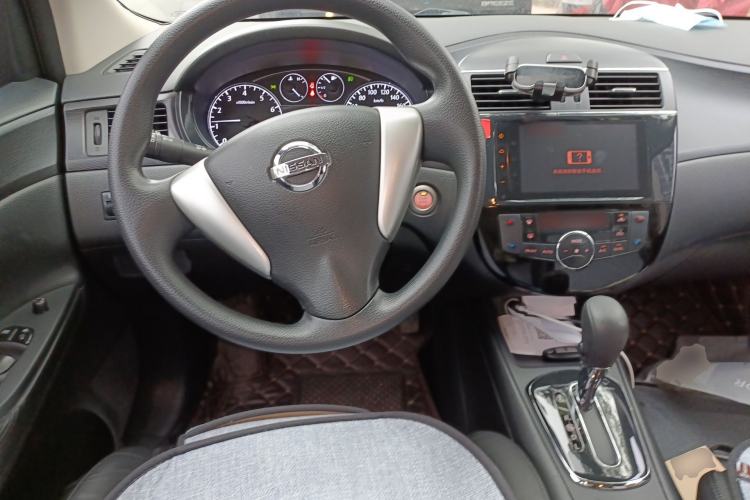 Used Nissan Tiida 2014 1.6L CVT Smart Model