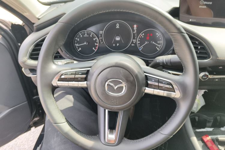 Used Mazda 3 Axela 2023 2.0L Automatic ZhiZhen Edition Steering Wheel
