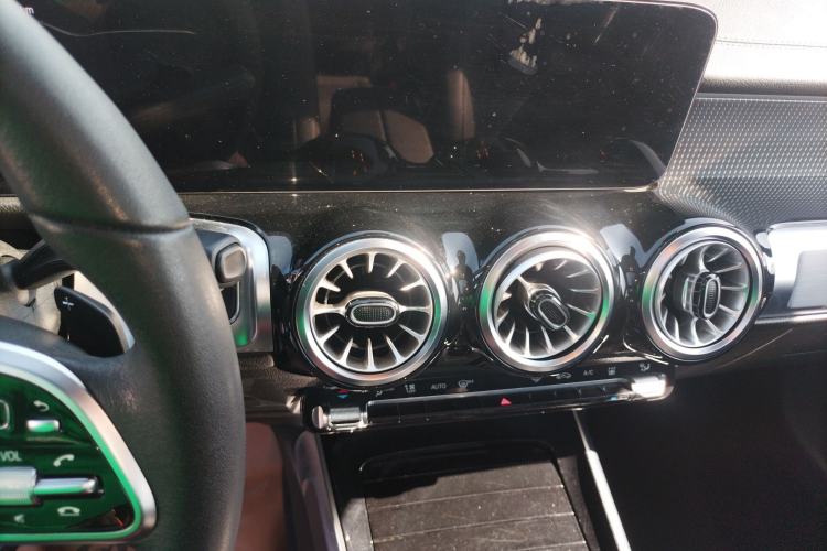 Used Mercedes-Benz EQB 2023 EQB 260
