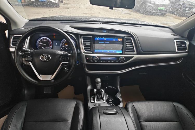 Used Toyota Highlander 2017 2.0T Four-Wheel Drive Luxury Edition 7 Seats
