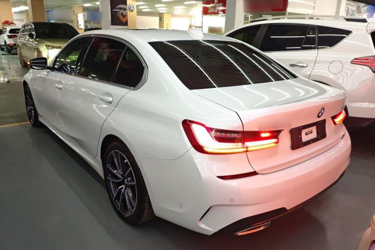 Used BMW 3 Series 2021 Restyled 325Li M Sport Package
