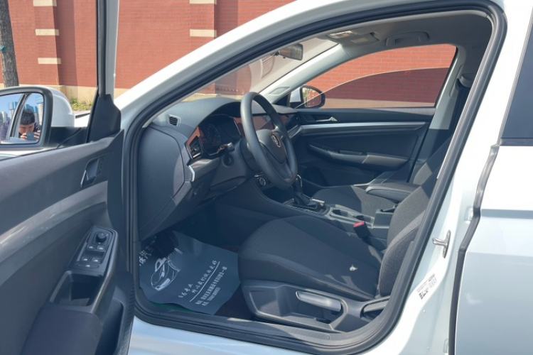 Used Volkswagen Bora 2020 1.5L Automatic Fashion Edition Interior 6