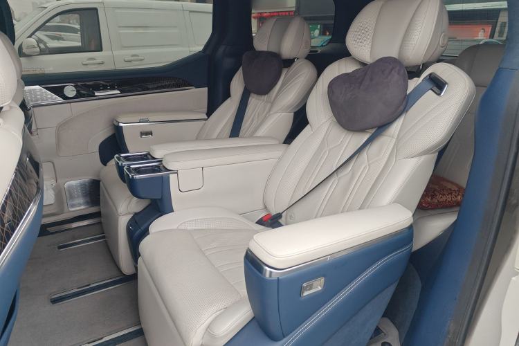 Used Zeekr 009 2022 WE Edition
