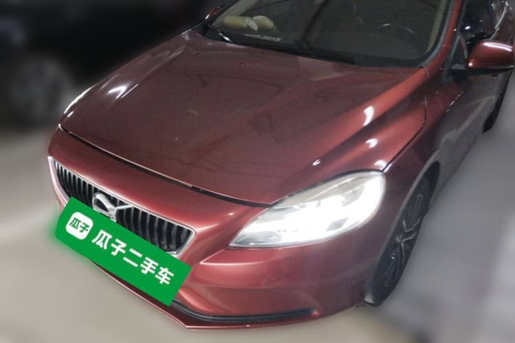 Used Volvo V40 2016 T3 Zhiyi Edition