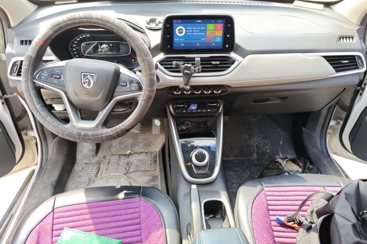 Used Baojun 510 2017 1.5L Automatic Fashion Model