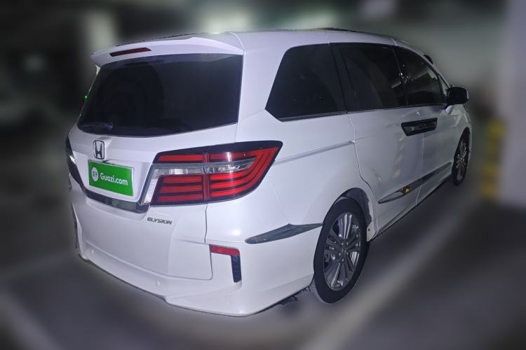 Used Honda Elysion 2016 2.4L Supreme Edition
