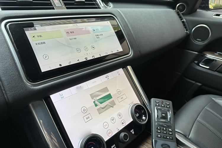 Used Land Rover Range SportNew Energy 2018 P400e Interior 2