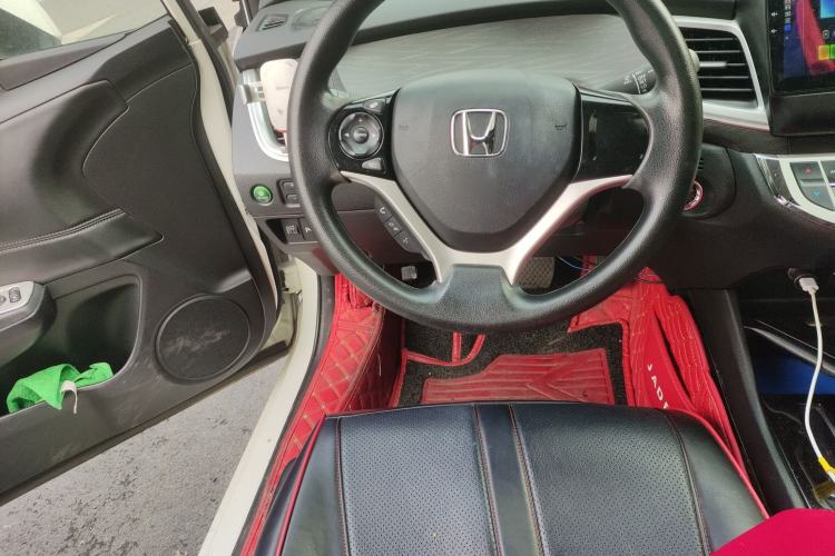 Used Honda Jade 2014 1.8L Automatic Comfort Elite Version 5 Seats
