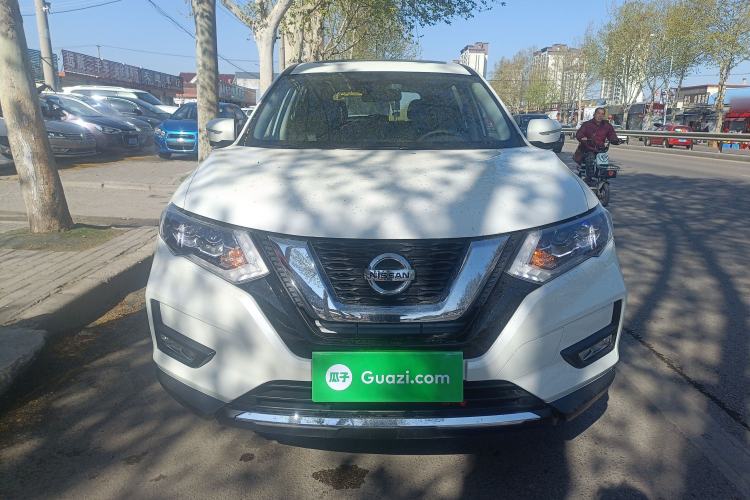 Used Nissan X-Trail 2023 Classic 2.0L Two-Wheel Drive Smart Connect Premium Edition Front