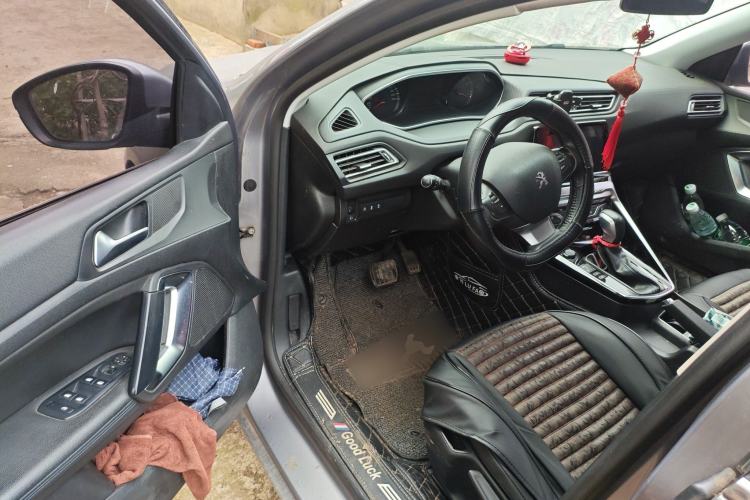 Used Peugeot 308 2016 1.6L Automatic Luxury Edition Driver Seat