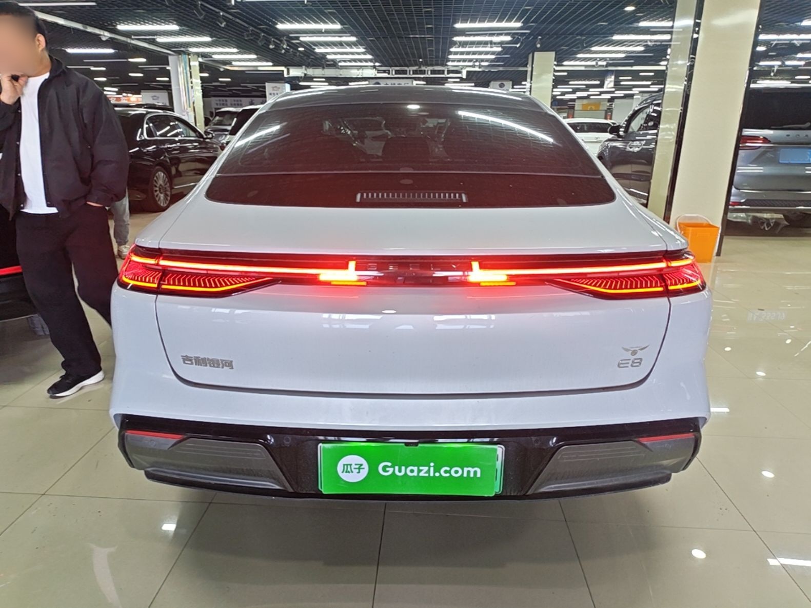 Geely Galaxy E8 2024 550 km Range Rear-Drive MAX — снимка 5