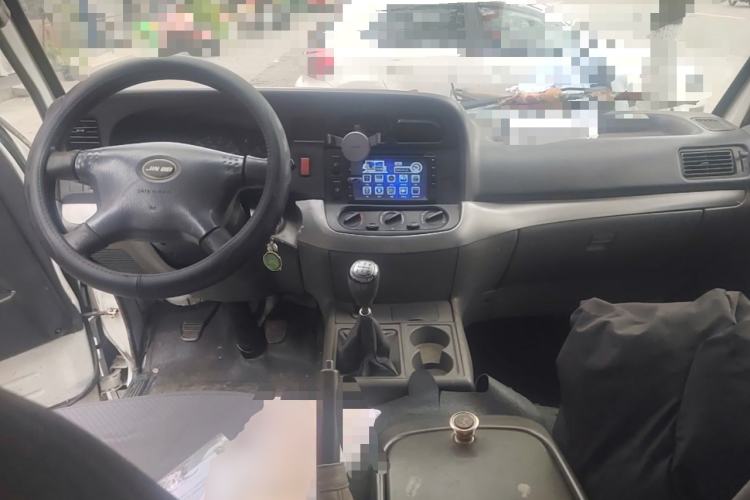 Used Jinbei Hiace 2018 2.0L Fifth-Generation Box Truck Standard Roof 2 Seats 4G19
