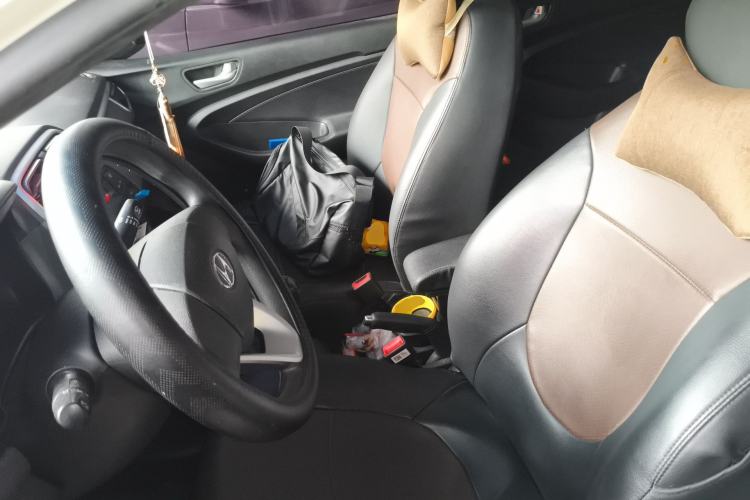 Used Hyundai Verna (older generation) 2020 1.4L Manual GL Refreshed Edition Left Front Seat