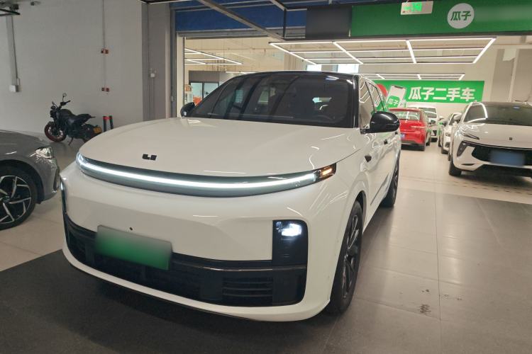 Used Li Auto L7 2023 Pro Model Front Left 45 Deg