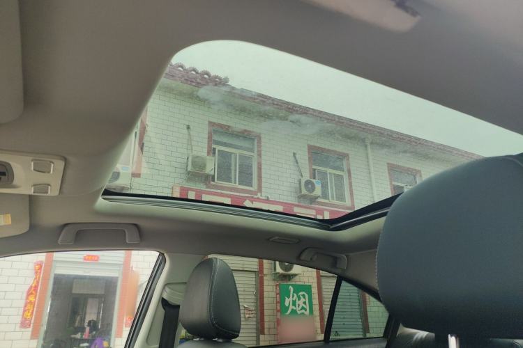 Used Zotye Z500 2016 1.5T Manual Luxury Edition Headliner