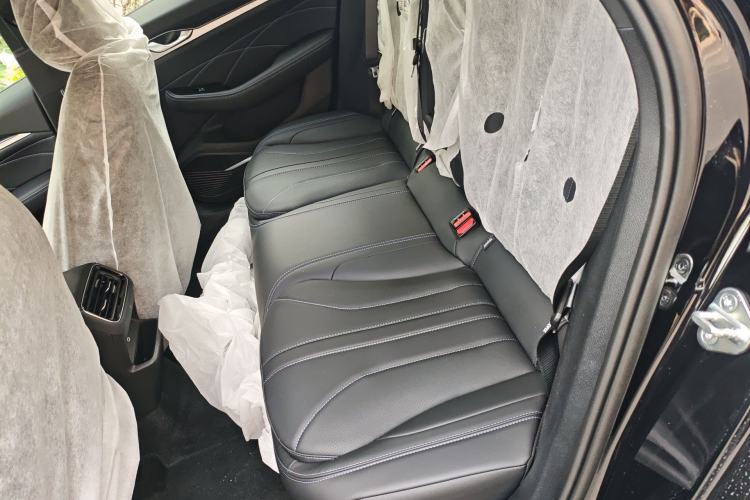 Used Geely Auto Preface 2026 Model Oriental Yao 1.5TD Kunlun Edition Left Rear Seat