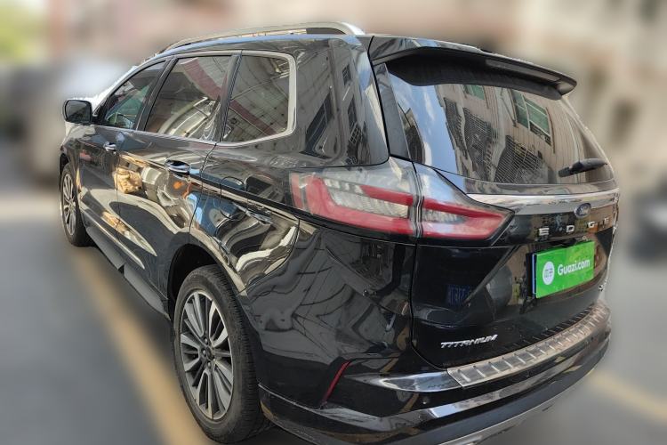 Used Ford Edge 2021 PLUS EcoBoost 245 Two-Wheel-Drive Titanium 7-Seater