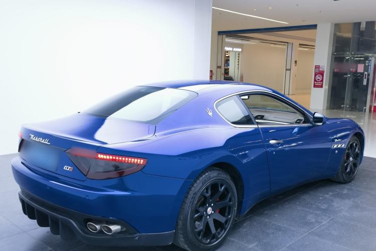 Used Maserati GranTurismo 2007 4.2L Standard Edition Exterior 4