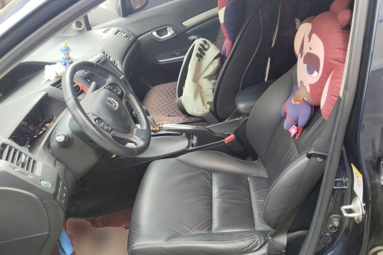 Used Honda Civic 2014 1.8L automatic luxury edition Left Front Seat