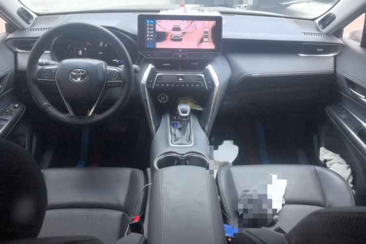 Used Toyota Venza 2023 2.0L CVT Two-Wheel Drive Prestige Version Interior 2