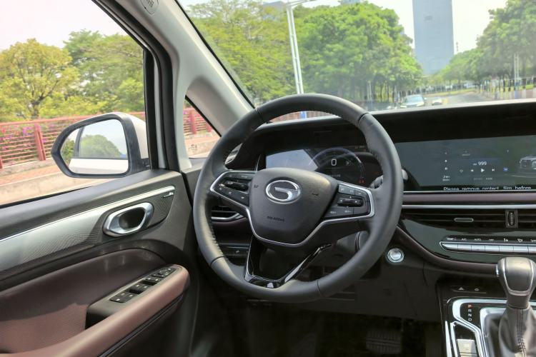 Used GAC Trumpchi M6 2023 PRO 270T DCT Luxury Edition Interior 3