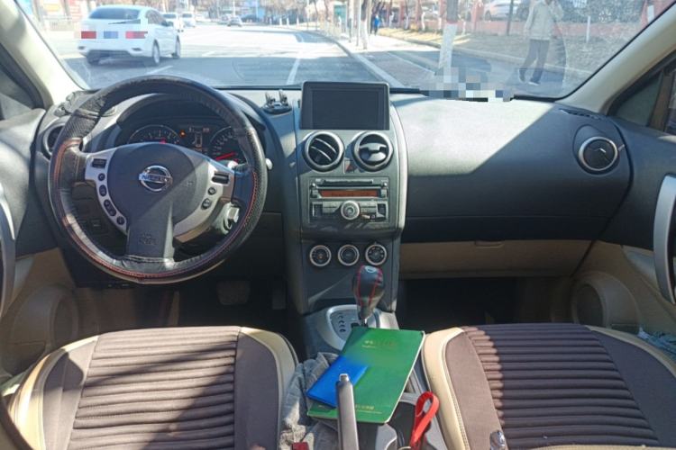 Used Nissan Qashqai 2012 2.0 XV LE CVT 2WD Center Console