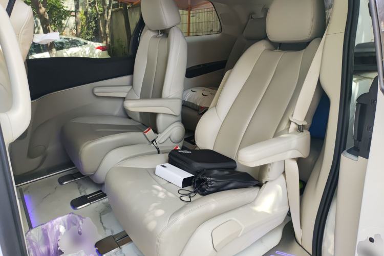 Used Buick GL8 2023 Land Executive Class Smart Enjoyment Model
