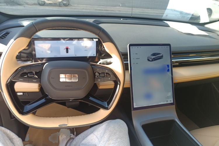 Used Geely Galaxy L6 2023 125km MAX
