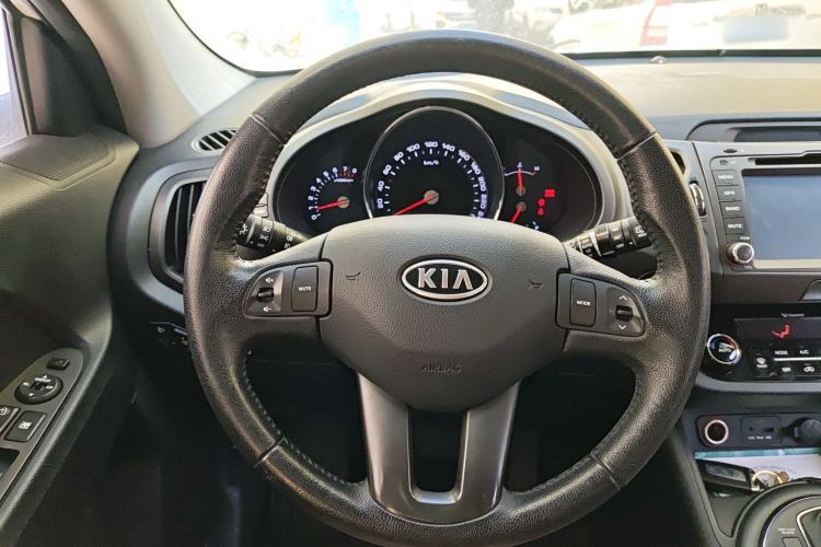 Used Kia Sportage R 2012 2.0L Automatic Two-Wheel Drive GL Trim
