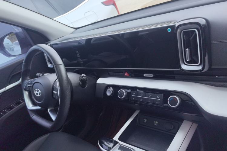 Used Hyundai ix35 2023 Musso 2.0L Deluxe Edition DLX
